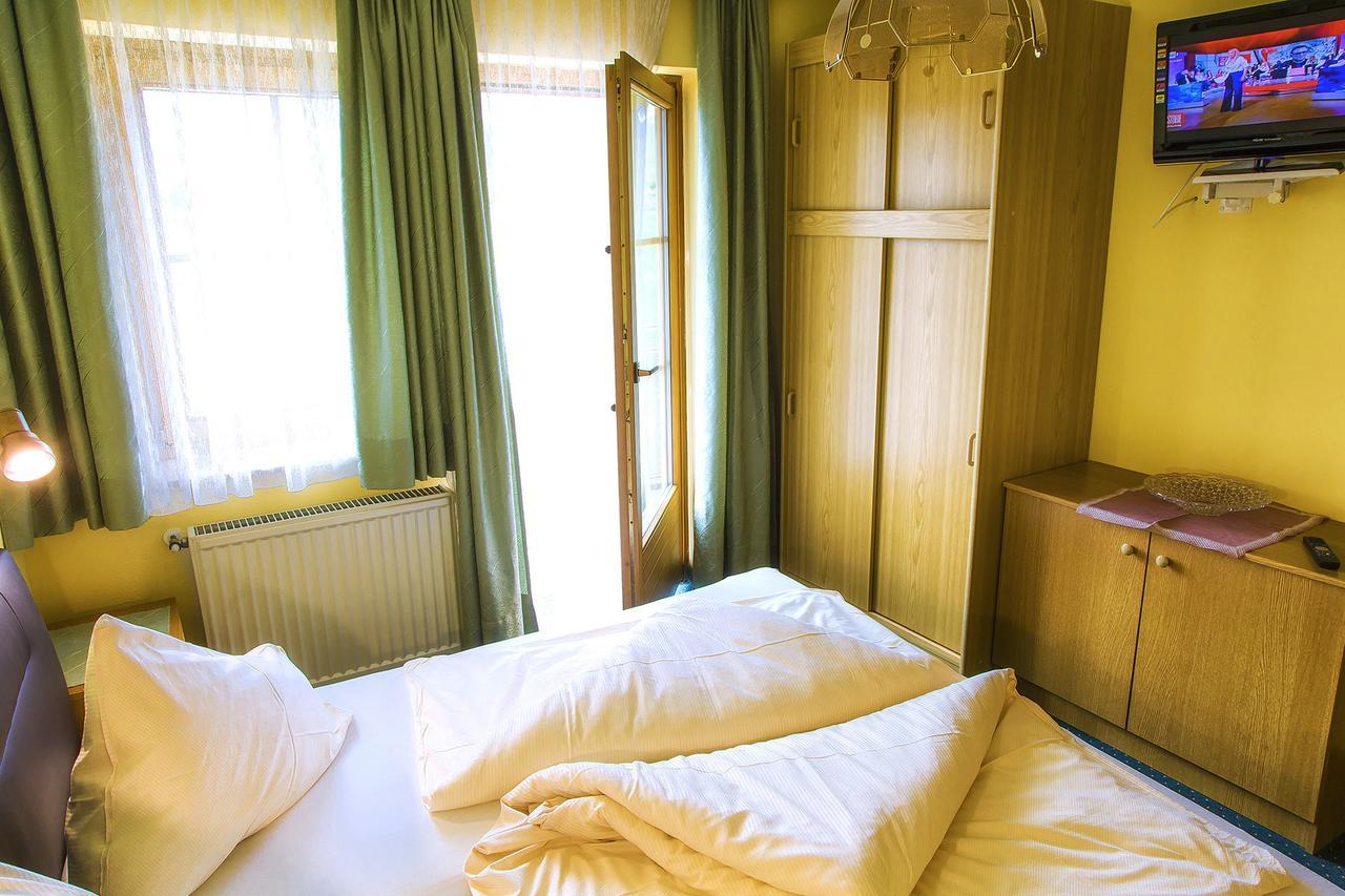 Gaestehaus Goetz Drobollach am Faakersee Bagian luar foto