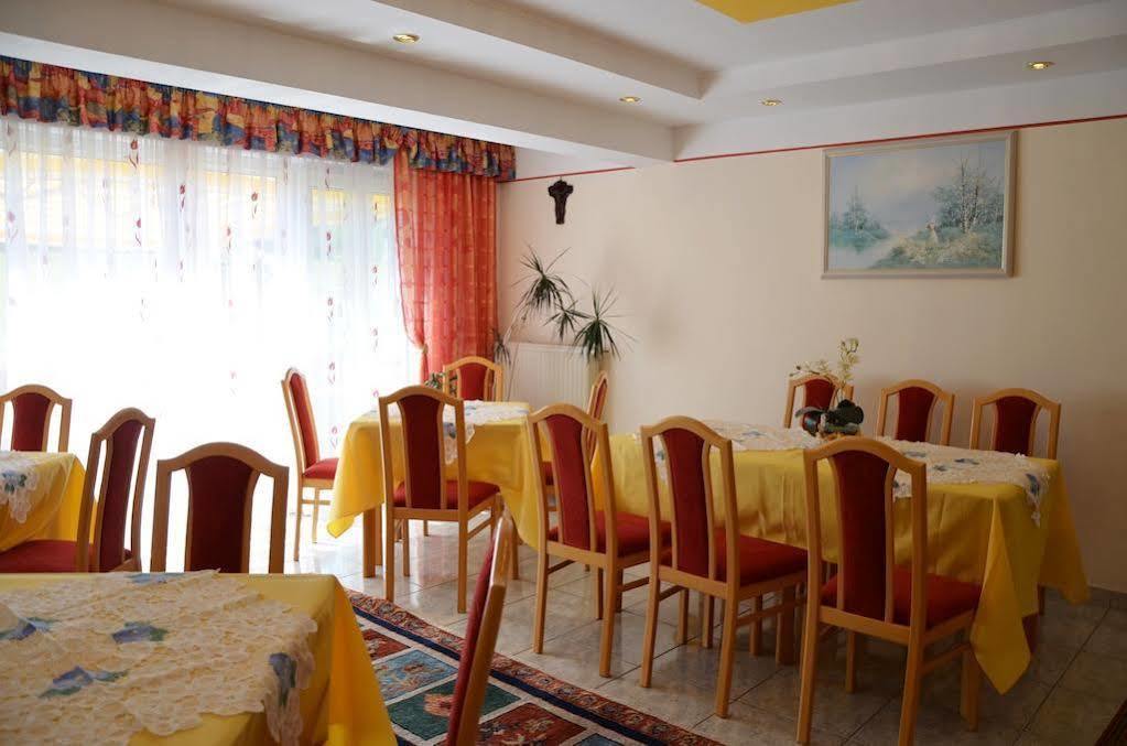 Gaestehaus Goetz Drobollach am Faakersee Bagian luar foto