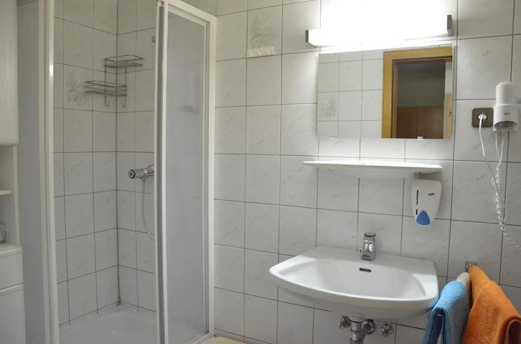 Gaestehaus Goetz Drobollach am Faakersee Bagian luar foto