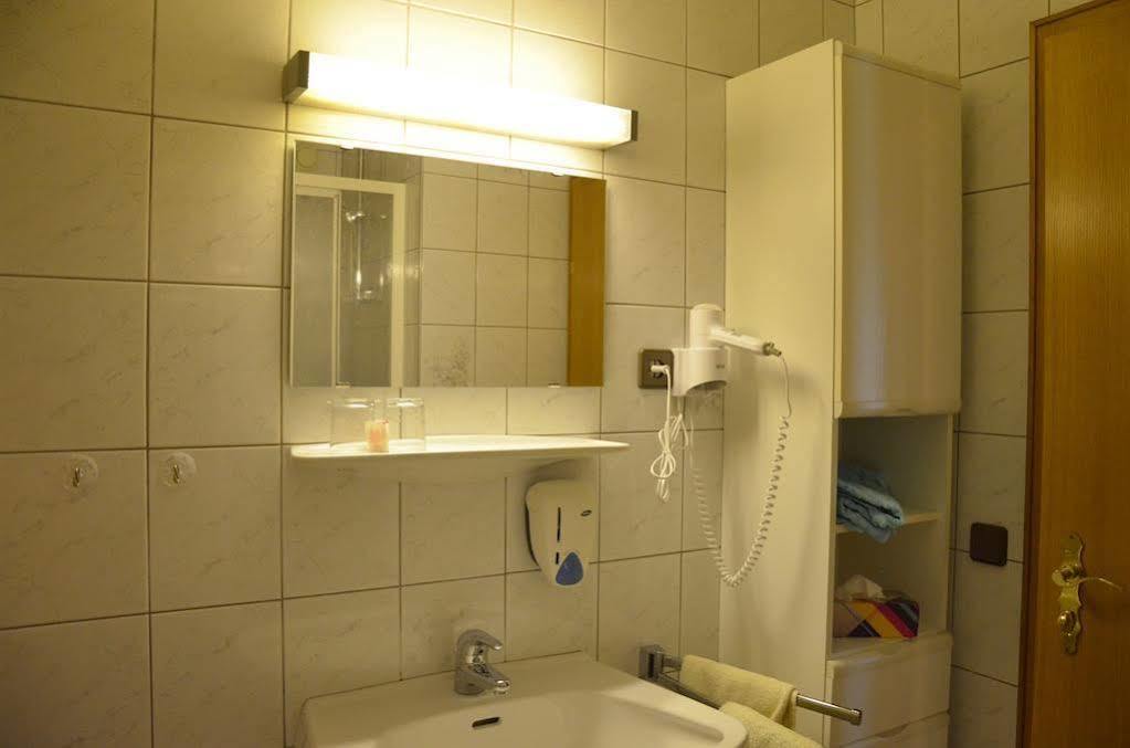 Gaestehaus Goetz Drobollach am Faakersee Bagian luar foto