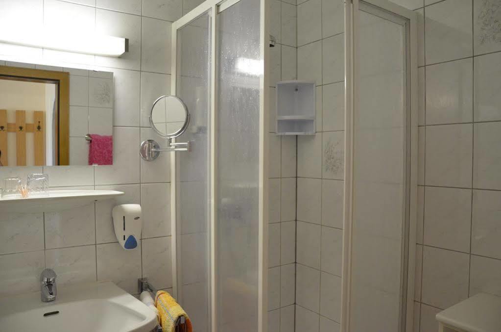 Gaestehaus Goetz Drobollach am Faakersee Bagian luar foto